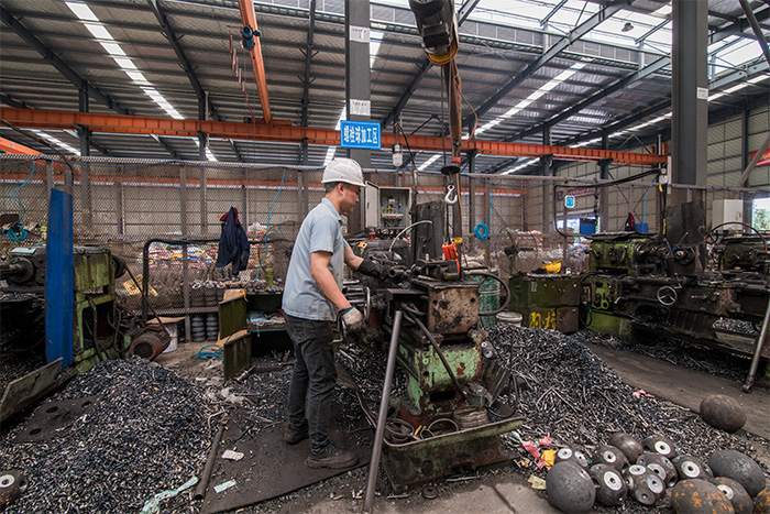 调兵山网架配件-螺栓球加工车间